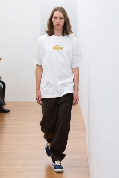 Look 37